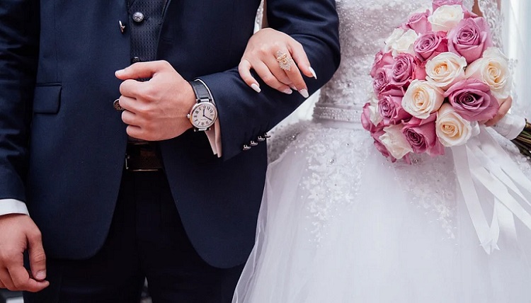  Jangan Paksa Anak Perempuan Menikah dengan Lelaki Pilihanmu