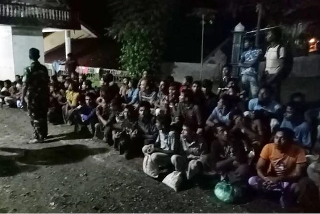 110 Pengungsi Rohingya Terdampar di Pantai Aceh
