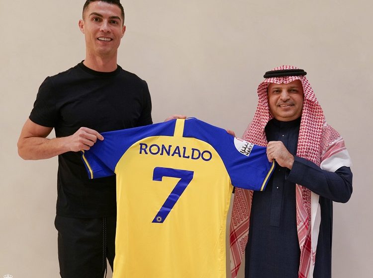  Resmi Gabung Klub Arab Saudi, Cristiano Ronaldo Digaji Rp3,3 Triliun per Tahun