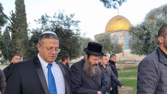  Ribuan Pemukim Yahudi Serbu Al-Aqsha Dipimpin Ekstremis Ben Gvir