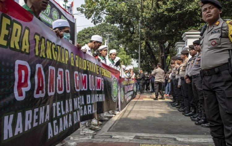  Datangi Kemenag, Massa Umat Islam Desak Pemerintah Tutup Ma’had Al-Zaytun
