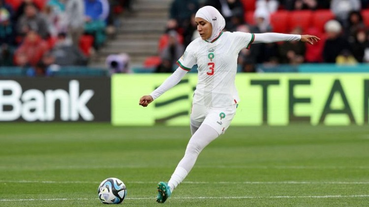  Nouhaila Benzina, Pemain Perempuan Pertama Berkerudung dalam Sejarah Piala Dunia