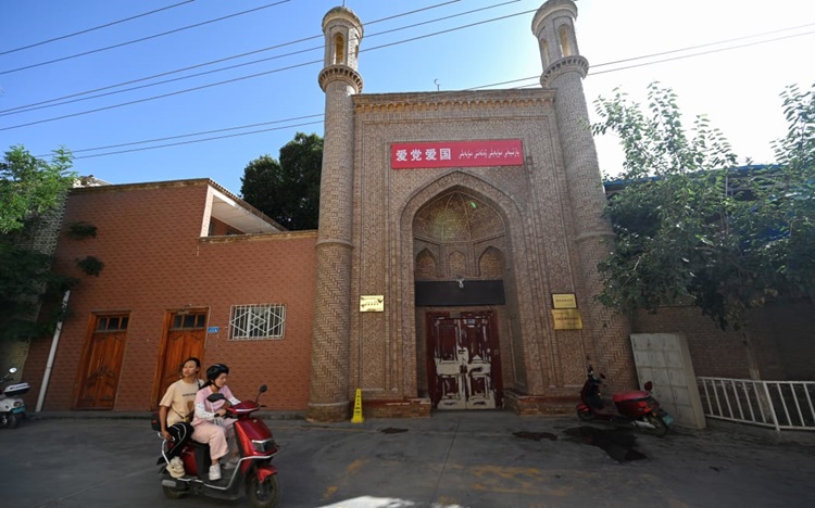 HRW Ungkap Pemerintah China Tutup Ratusan Masjid