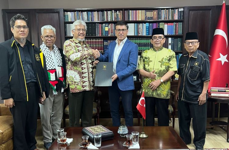  Upaya Bantu Palestina Lewat Turki, Partai Ummat Datangi Dubesnya
