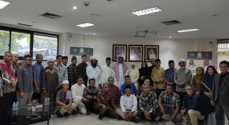  Raja Saudi Undang Umroh Gratis 50 Warga Indonesia