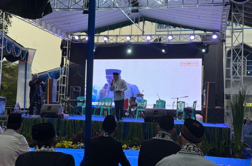 Camat Duren Sawit Apresiasi Haflah Khatam Quran ke-3 Forkommas