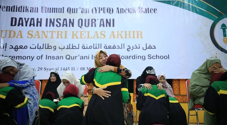  50 Santri Dayah Insan Qur’ani Aceh Khatamkan Hafalan Al-Quran 30 Juz