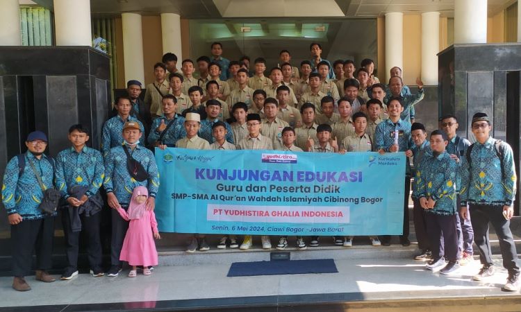  Sekolah Wahdah Cibinong Kunjungi Penerbit Yudhistira, Upaya Tingkatkan Literasi