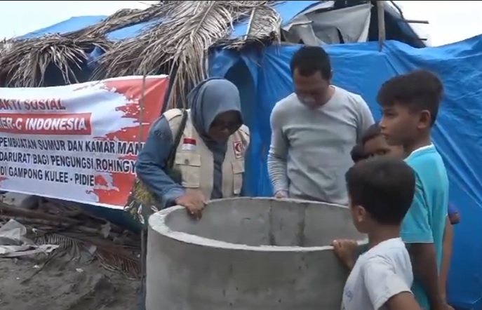  MER-C Bangun Sumur dan MCK Darurat untuk Pengungsi Rohingya di Aceh