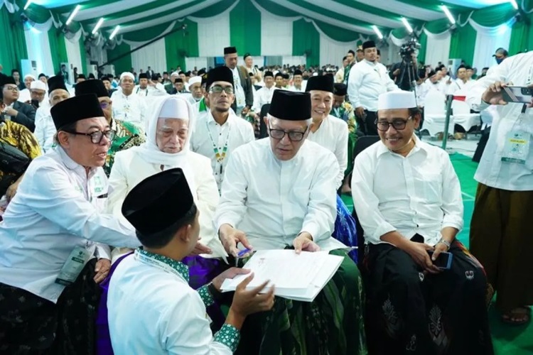 Konferwil NU Jatim: KH Anwar Manshur Rais Syuriah, Gus Kikin Ketua Tanfidziyah