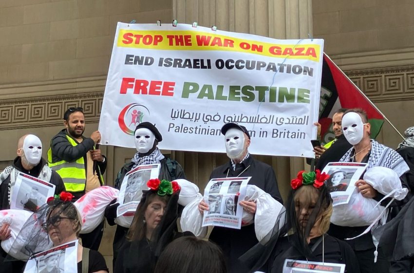  Puluhan Ribu Masyarakat di Liverpool Ikuti Aksi Bela Palestina