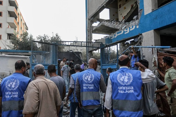  Zionis Israel Terus Gempur Gaza, 310 Lebih Staf UNRWA Terbunuh