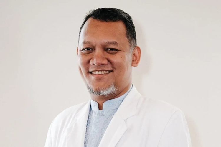  Dokter Agus Rahmadi: Kombinasi Ekstrak Herbal dan Bacaan Al-Qur’an Efektif Lawan Bakteri Tifoid