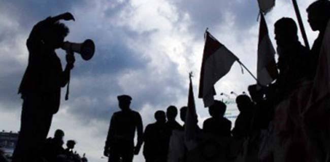  Pendidikan Tinggi Membentuk Mahasiswa Pejuang