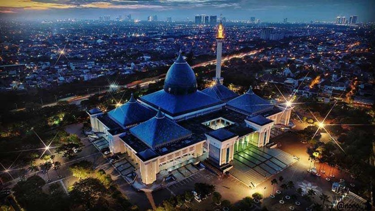  Guru Besar Maroko Kagumi Arsitektur Masjid Nasional Al Akbar Surabaya