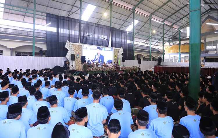  Seribu Santri Ikuti Ngaji Budaya dan Tradisi Islam Nusantara di Ponpes Al Mubaarok