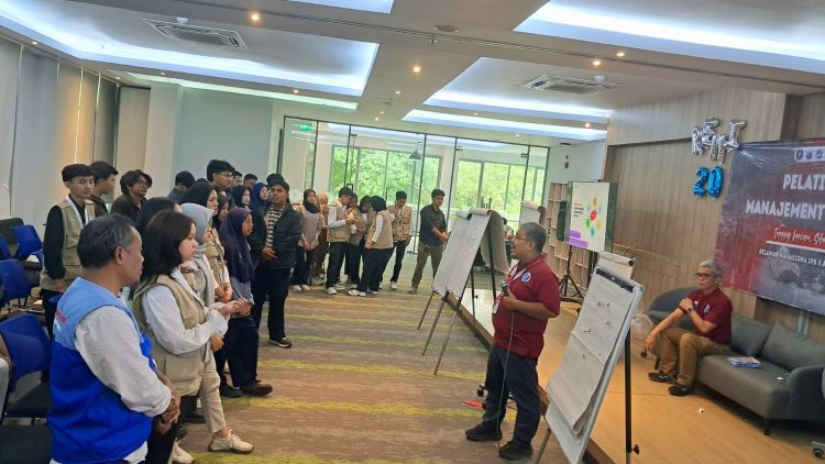  Pelatihan Dasar Manajemen Bencana: Mahasiswa IPB Disiapkan Jadi Relawan Utama ARM HA-IPB
