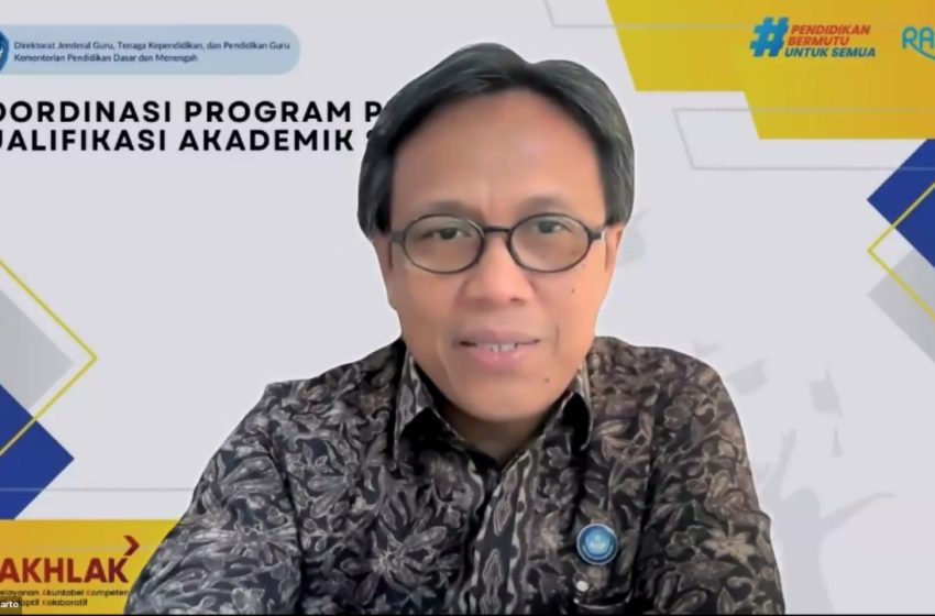 Kemendikdasmen-Pemda Dukung Peningkatan Kualifikasi Akademik S-1/D-4 Guru