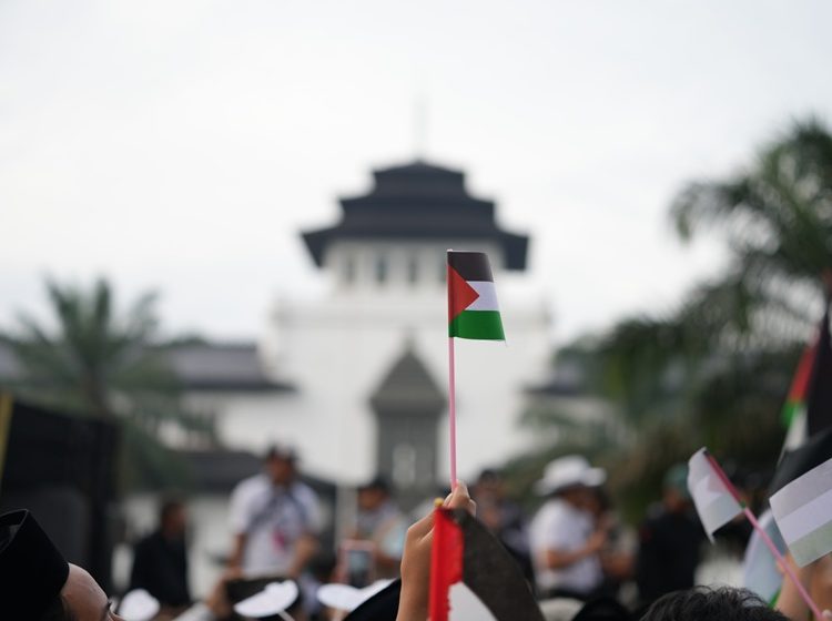  Akademisi Inggris: Perjuangan Palestina Tuntutan Keadilan Global