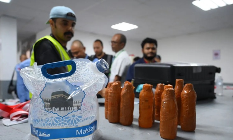  Pesan PPIH untuk Jemaah Haji: Jangan Bawa Air Zamzam dalam Koper