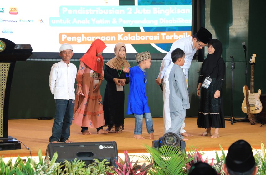 Kemenag, BAZNAS, dan LAZ Salurkan 2 Juta Paket Bingkisan untuk Anak Yatim dan Disabilitas se-Indonesia