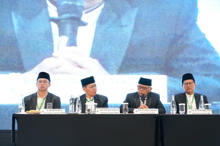  KH Anwar Iskandar: Berkhidmah di MUI Harus Dilandasi Keikhlasan dan Ketulusan Hati