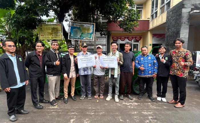  STAI Al Hidayah Bogor Tutup KKM dengan Sosialisasi Peduli Lingkungan