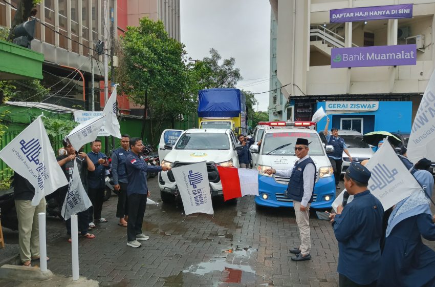  Dewan Dakwah Kembali Lepas Konvoi Kemanusiaan Tahap Kedua untuk Penyintas Banjir dan Longsor di Sumatra