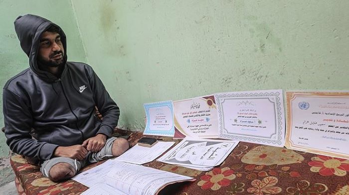  Guru Penyintas di Gaza Berharap Kembali Mengajar