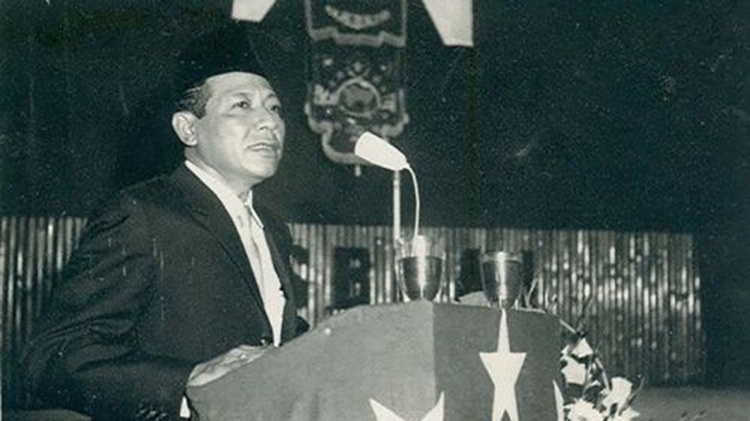  Teladan KH Saifuddin Zuhri: Tak Malu Dagang Beras di Pasar Glodok