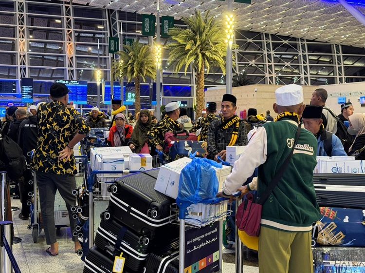  Menhaj Gus Irfan: Arab Saudi Pastikan Jemaah Umrah dengan Aman