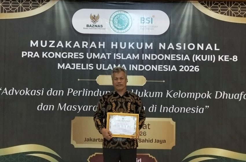  Abdul Chalim Terima Penghargaan MUI atas Kiprah Advokasi Hukum bagi Kaum Dhuafa