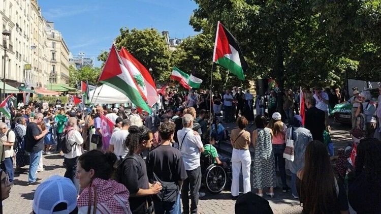  Pengunjuk Rasa Pro-Palestina Gelar Aksi Long March di Paris