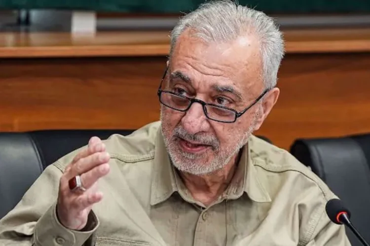  Mehrdad Akhlaghi, Ahli Rudal Balistik yang Jadi Menhan Baru Iran