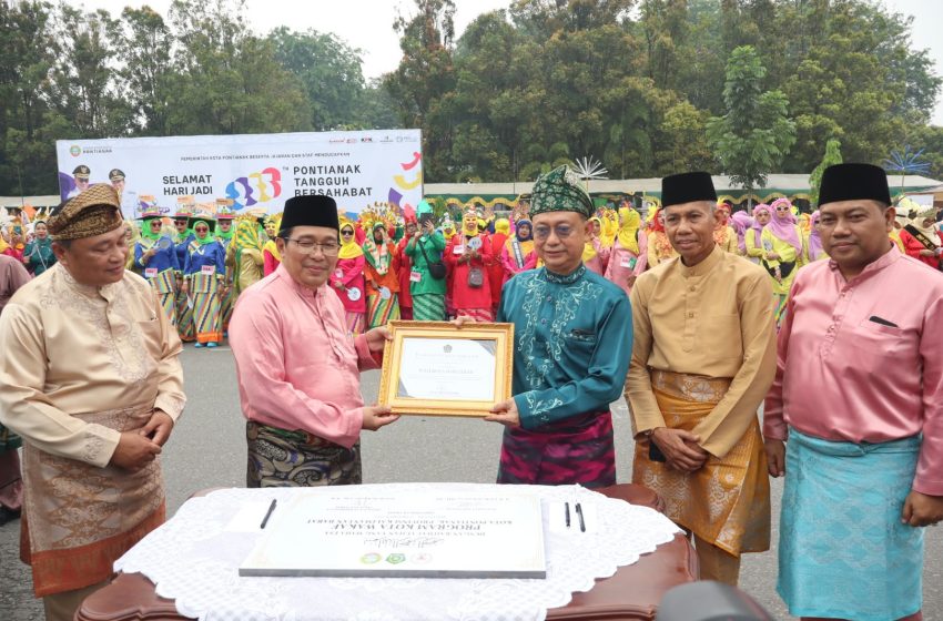 Kemenag Luncurkan Kota Wakaf di Pontianak, Dorong Ekonomi Umat